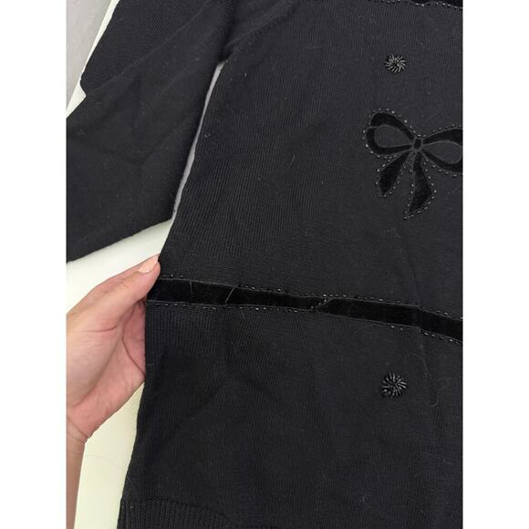 Vintage Alfred Dunner black bow crewneck - size large - Picture 4 of 6